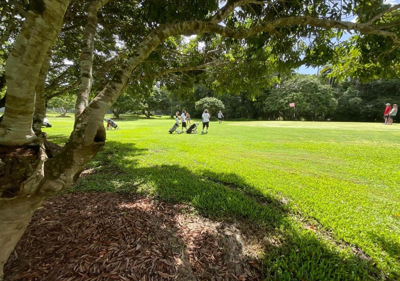 Sunshine Coast Retreat Your Own Private Golf Course Diddillibah Exterior foto